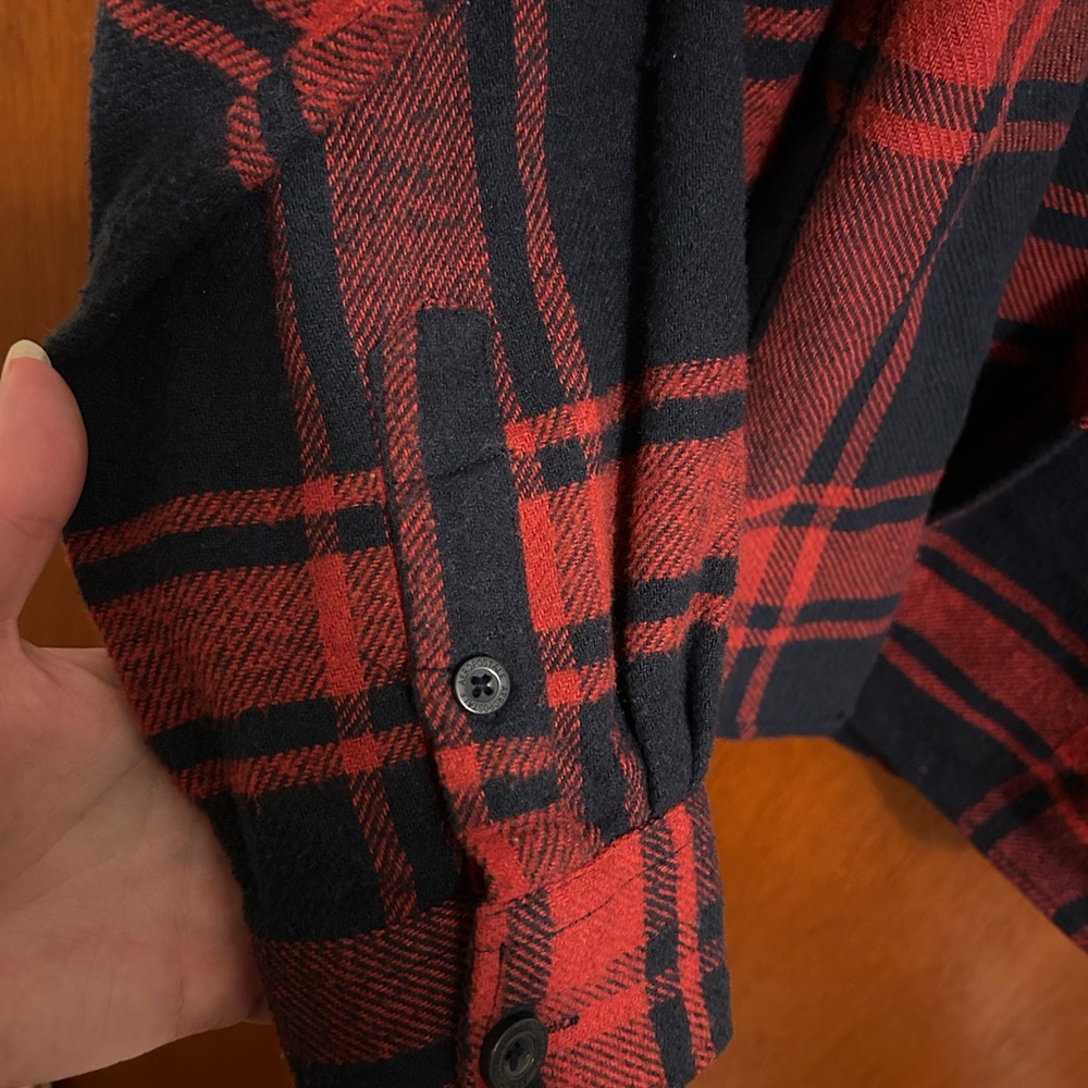 Aeropostale Red and Black Plaid Shirt - Picture 2 of 7